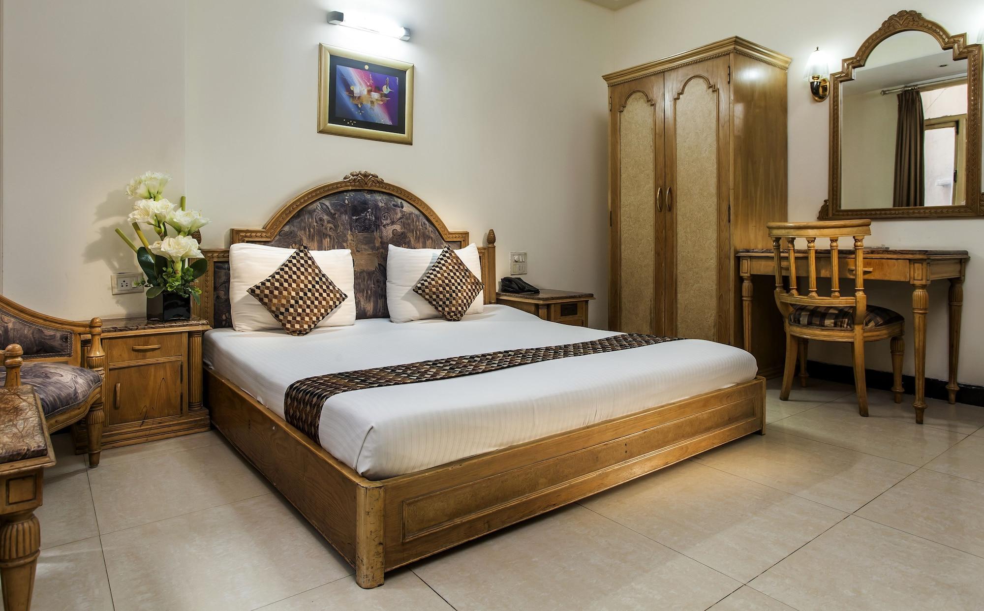 Hotel Sunstar Residency Delhi  Exterior photo