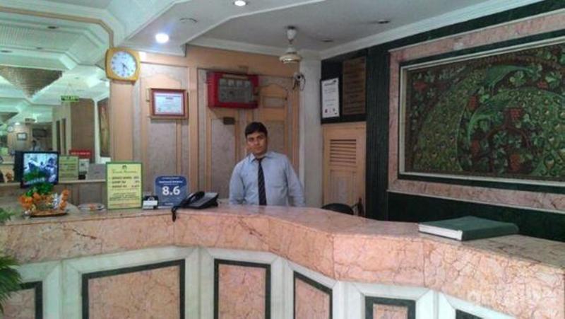 Hotel Sunstar Residency Delhi  Exterior photo