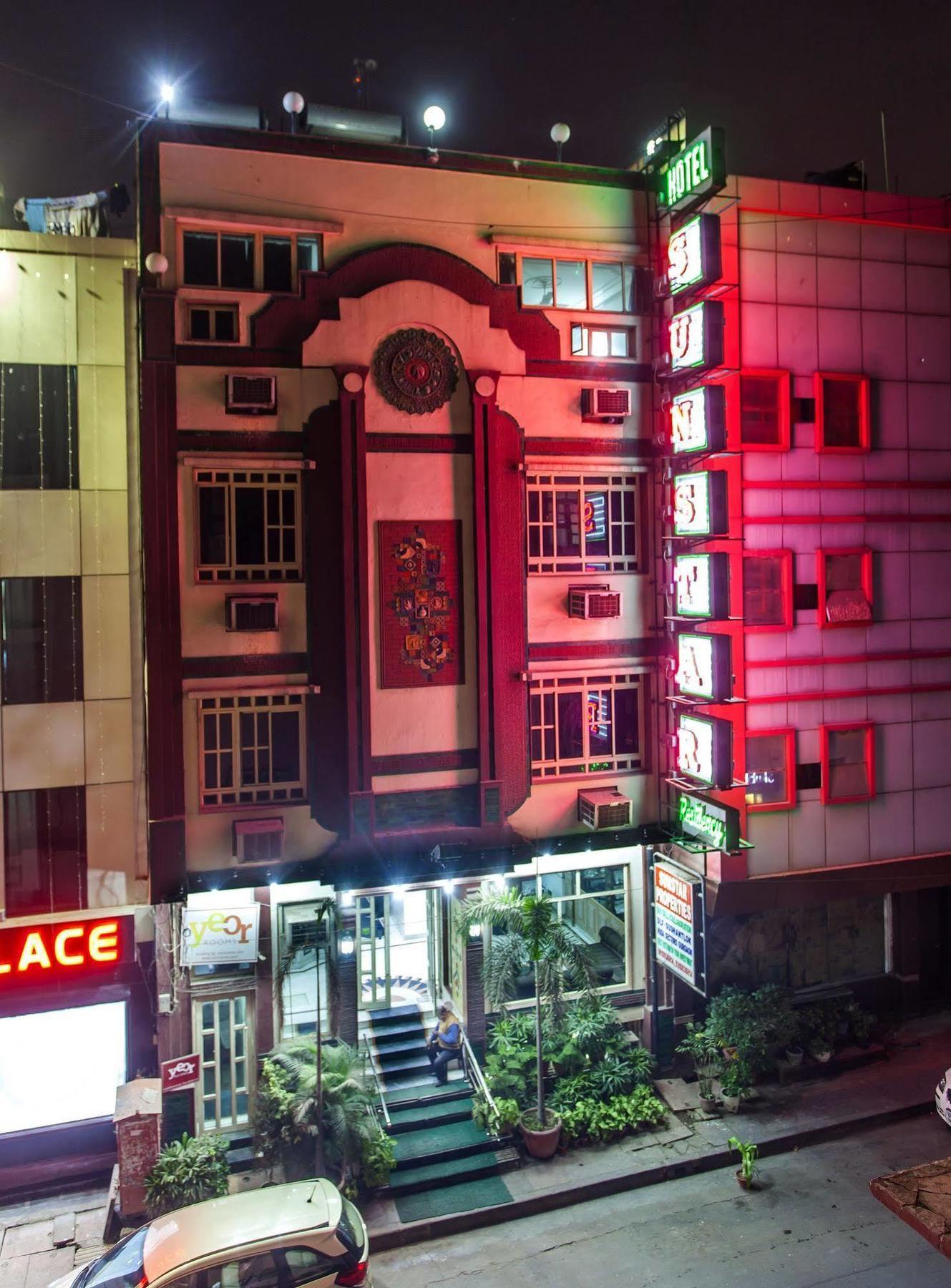 Hotel Sunstar Residency Delhi  Exterior photo